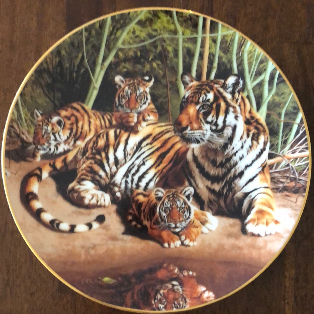 2for$20🟠Bradex collectible plate with tigers